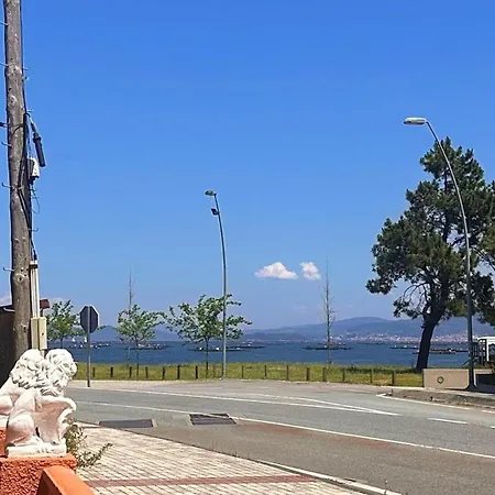 Casa Frente Al Mar En Isla de Arosa