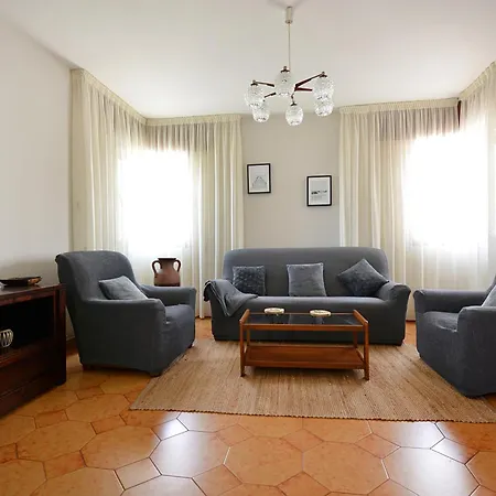 Holiday home Casa Frente Al Mar En Isla de Arosa